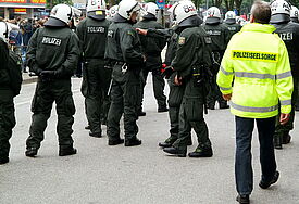 Schwierige Aufgabe: Polizeiseelsorger im Einsatz (Symbolfoto)