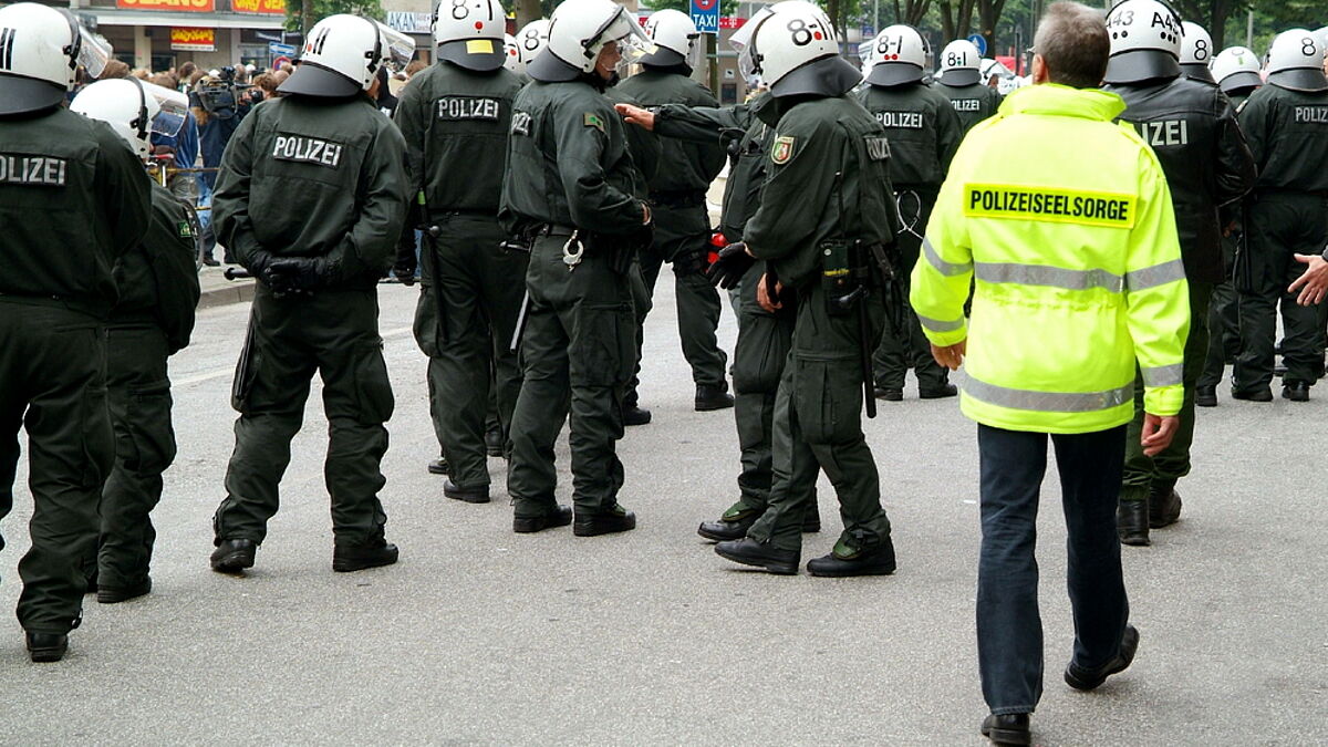 Schwierige Aufgabe: Polizeiseelsorger im Einsatz (Symbolfoto)