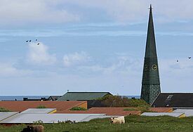 Die Nicolaikirche steht auf dem Oberland der Nordseeinsel Helgoland