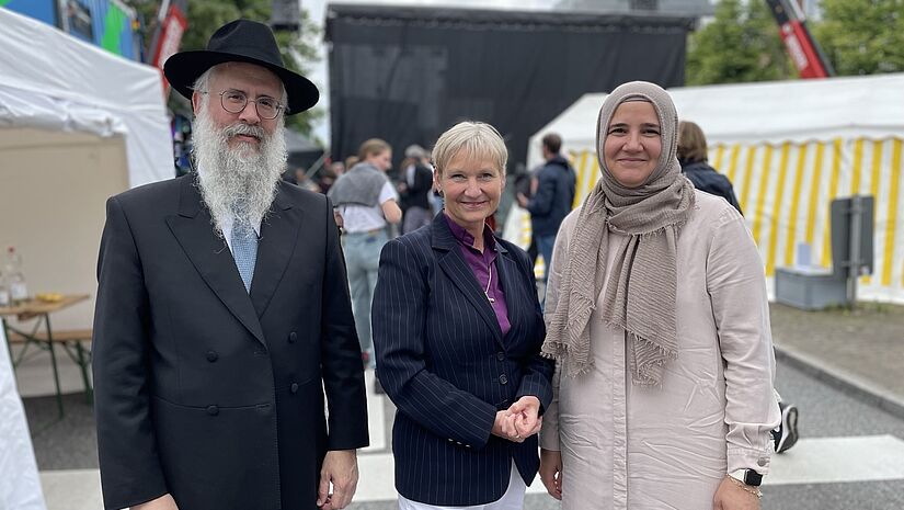 Özlem Nas, Kirsten Fehrs (Mitte) und Shlomo Bistritzky