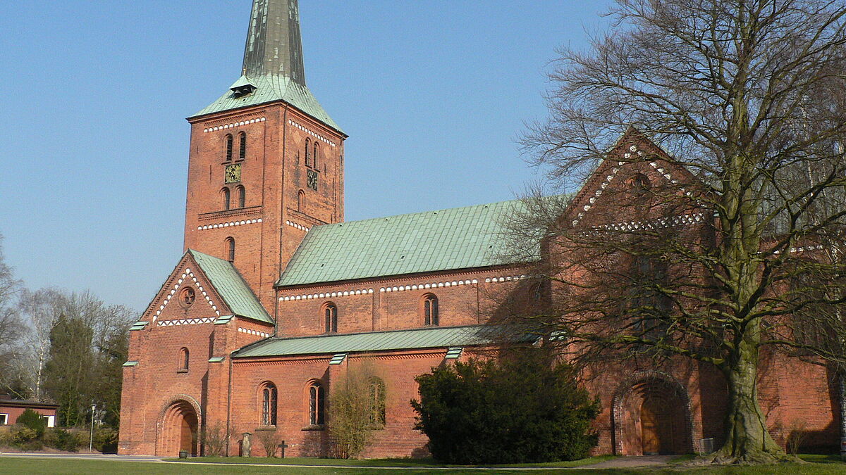Der Ordinationsgottesdienst findet in der Marienkirche Bad Segeberg statt.