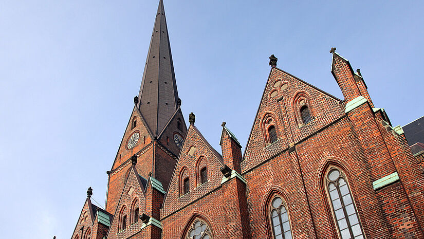Die St. Petrikirche im Stadtzentrum von Hamburg