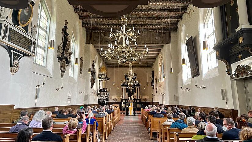 Die Synodalen sind in der St. Lorenzkirche zusammengekommen.