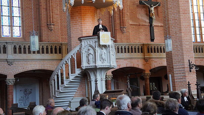 Landesbischöfin Kristina Kühnbaum-Schmidt zur Eröffnung am Sonntag in der St. Bartholomaei Kirche