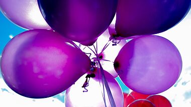 Lila Ballons
