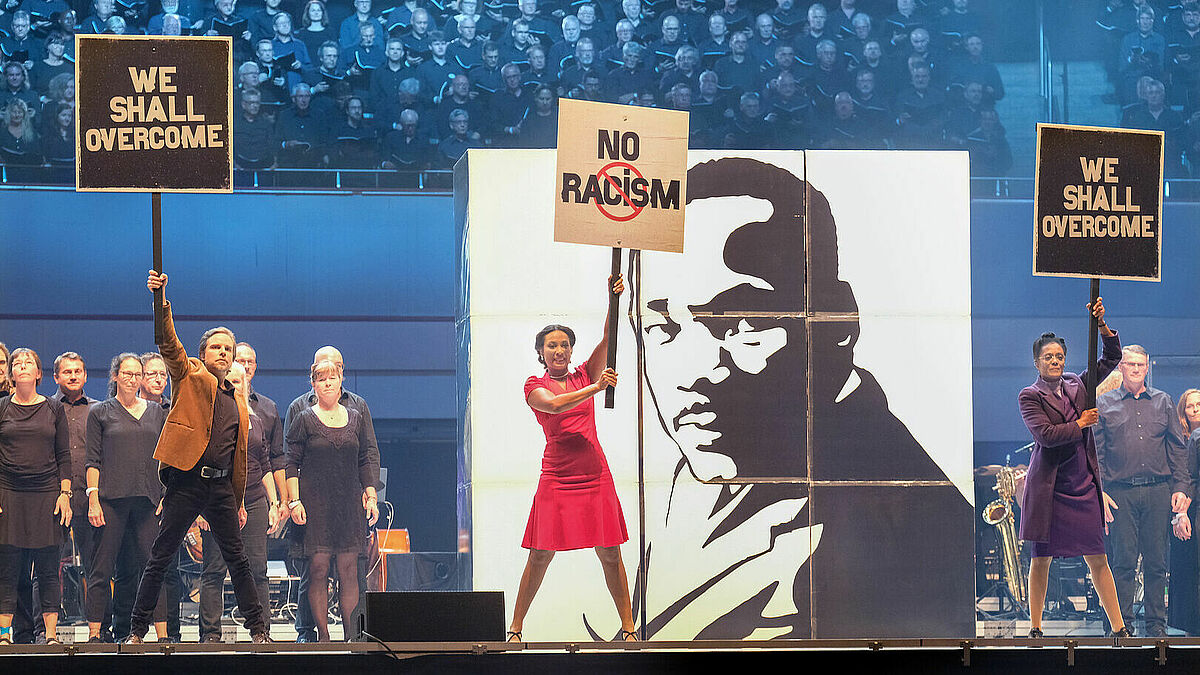 Das Chormusical "Martin Luther King. Ein Traum veränderte die Welt" soll im kommenden Jahr 2021 auch in der Rostocker Stadthalle aufgeführt werden. 