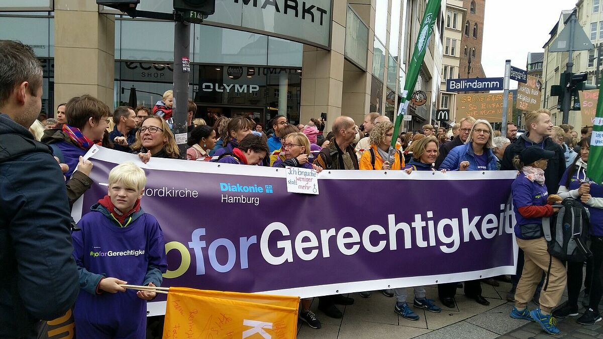 Churches for Future haben auch im September 2019 auf der großen "Fridays for Future"-Demo ins Hamburg demonstriert.