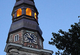 Turm der Hamburger Hauptkirche St. Katharinen (Speicherstadt).
