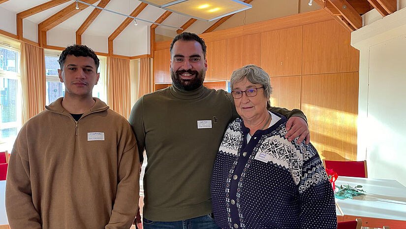 Wajih J. und Sulaiman S. wurden während ihres Kirchenasyls häufig von Ulrike Bauer besucht.