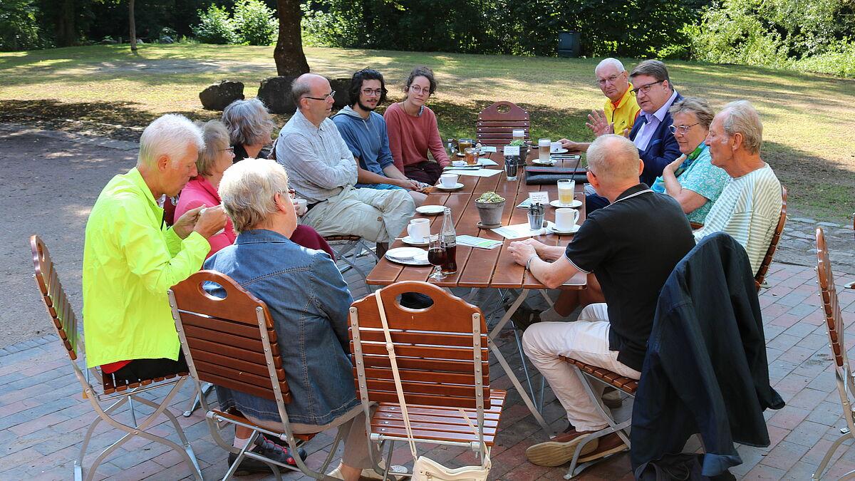 Gesprächsrunde bei Pastor Franke im Kloster Cismar