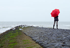 Ein Regentag an der Küste. (c) iStockphoto, RelaxFoto.de