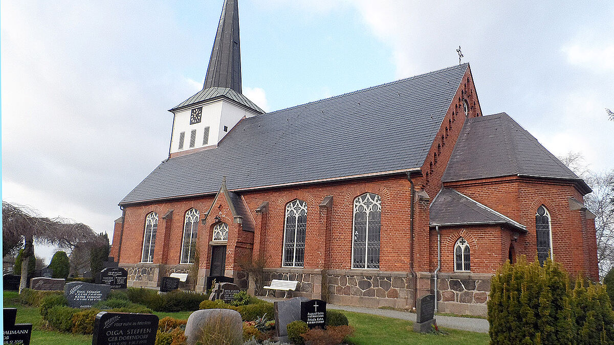 Kirche St. Marien in Siebenbäumen