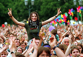 Hier feiern Christen: So soll es auch zugehen, wenn sich die Menschen der Nordkirche treffen (Archivfoto vom Deutschen Evangelischen Kirchentag)