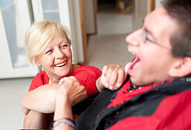 Menschen mit Behinderung brauchen besondere Aufmerksamkeit und Zuwendung (c) Radler, iStockphoto