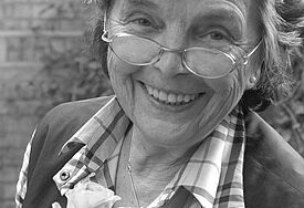 Mit 87 Jahren ist Annemarie Dose, die Gründerin der Hamburger Tafel, am 28. April 2016 in Hamburg gestorben. 