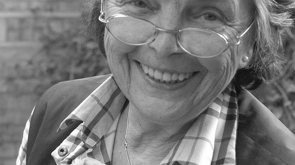 Zupackend und zugewandt kannten sie viele Hamburger: Im Alter von 87 Jahren starb am 28. April 2016 die Tafel-Gründerin Annemarie Dose 
