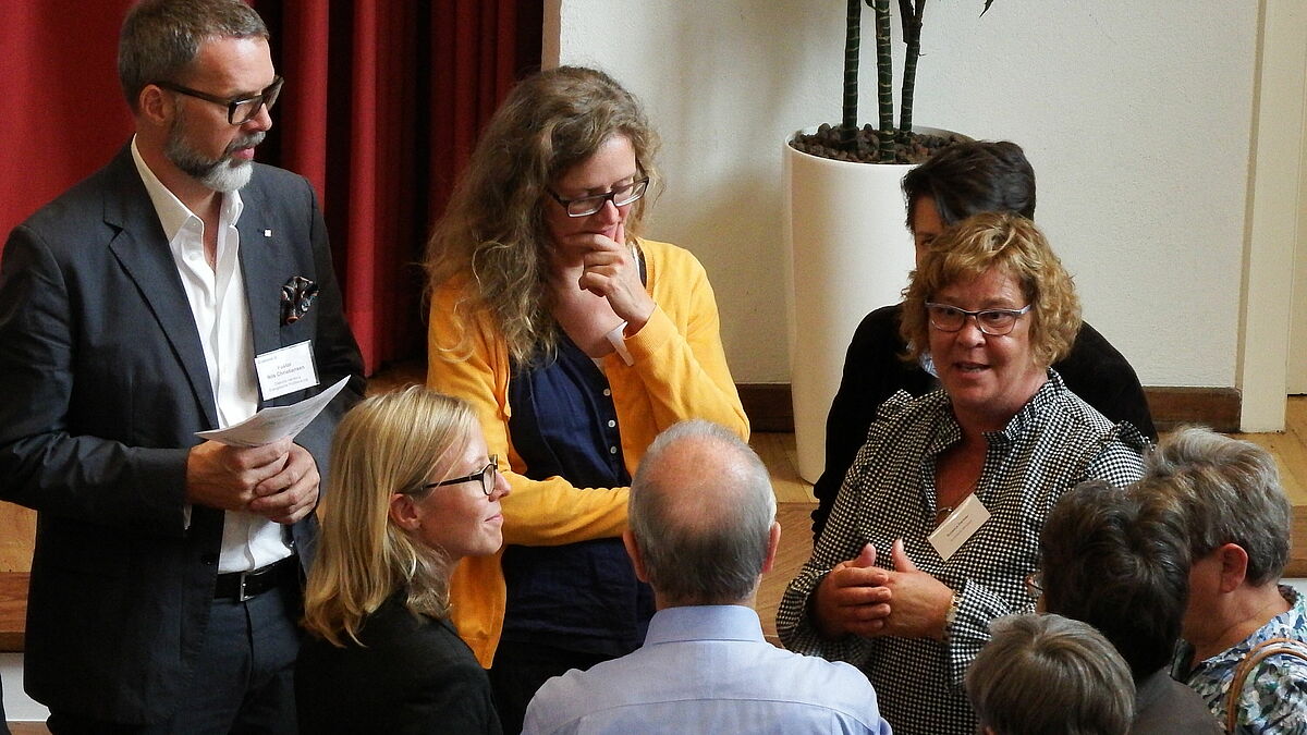 Arbeitsgruppen bei der Zukunftskonferenz, hier u.a. mit Susanne Danhier (mittig rechts)