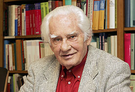 Der evangelische Theologe und Bestseller-Autor Jörg Zink (epd-Archiv).