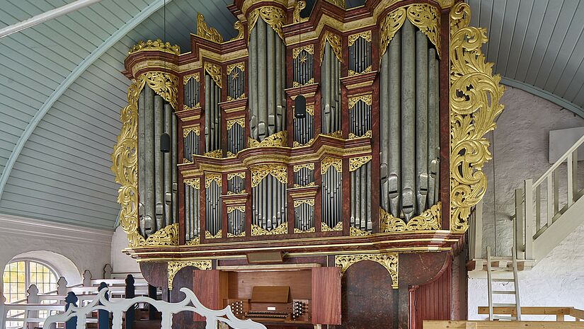 Blick auf die Arp-Schnitger-Orgel in der St. Pankratius-Kirche in Ochsenwerder
