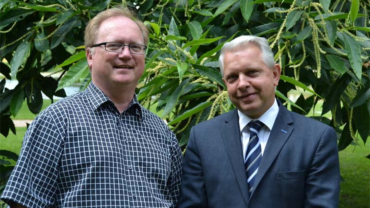 V.l.n.r.: Pastor Jan Christensen, Beauftragter für Umweltfragen der Nordkirche und Pastor Ulrich Kaufmann, Leiter der Arbeitsstelle für die Klimasynode