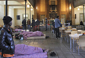 Afrikanische Flüchtlinge in der Hamburger St. Pauli Kirche. (Archiv)