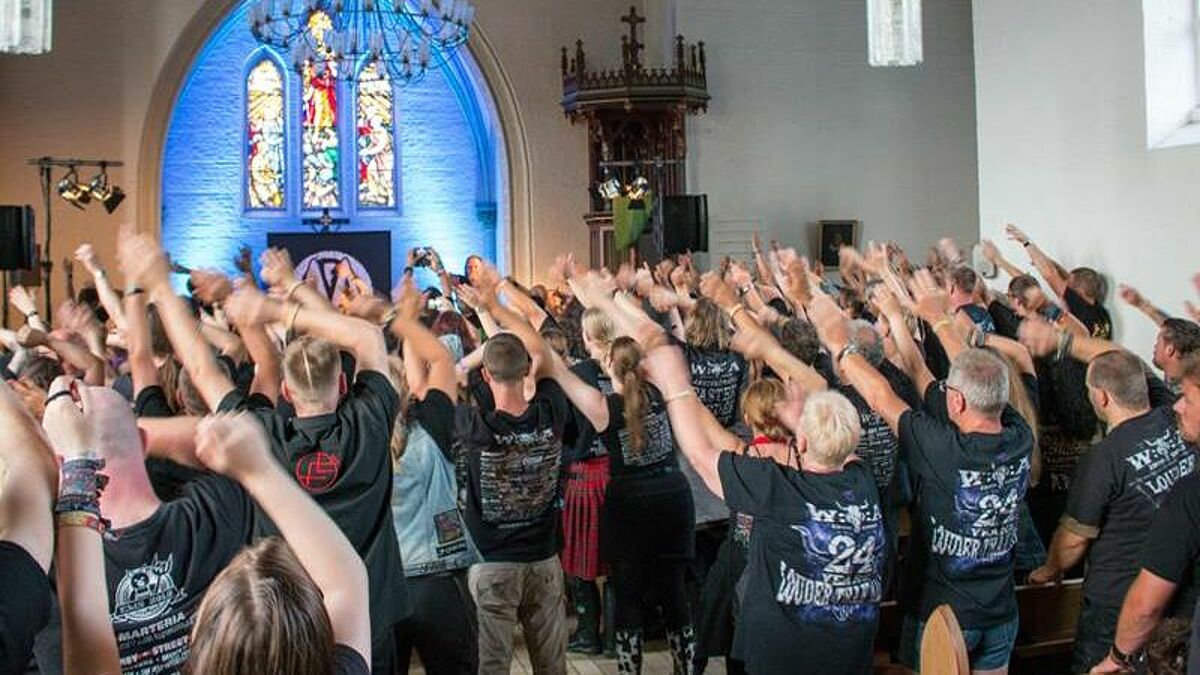 Metal-Gottesdienst in Wacken