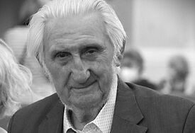 Der Greifswalder Kirchenmusiker Manfred Schlenker ist im Alter von 97 Jahren gestorben. 