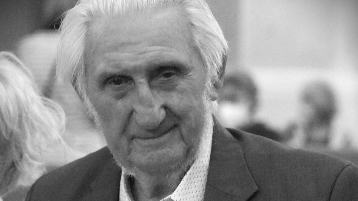 Der Greifswalder Kirchenmusiker Manfred Schlenker ist im Alter von 97 Jahren gestorben. (Bild: Manfred Schlenker bei seiner letzten Bachwoche im Greifswalder Dom.)