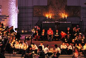 Die Osternacht in der Hauptkirche St. Katharinen