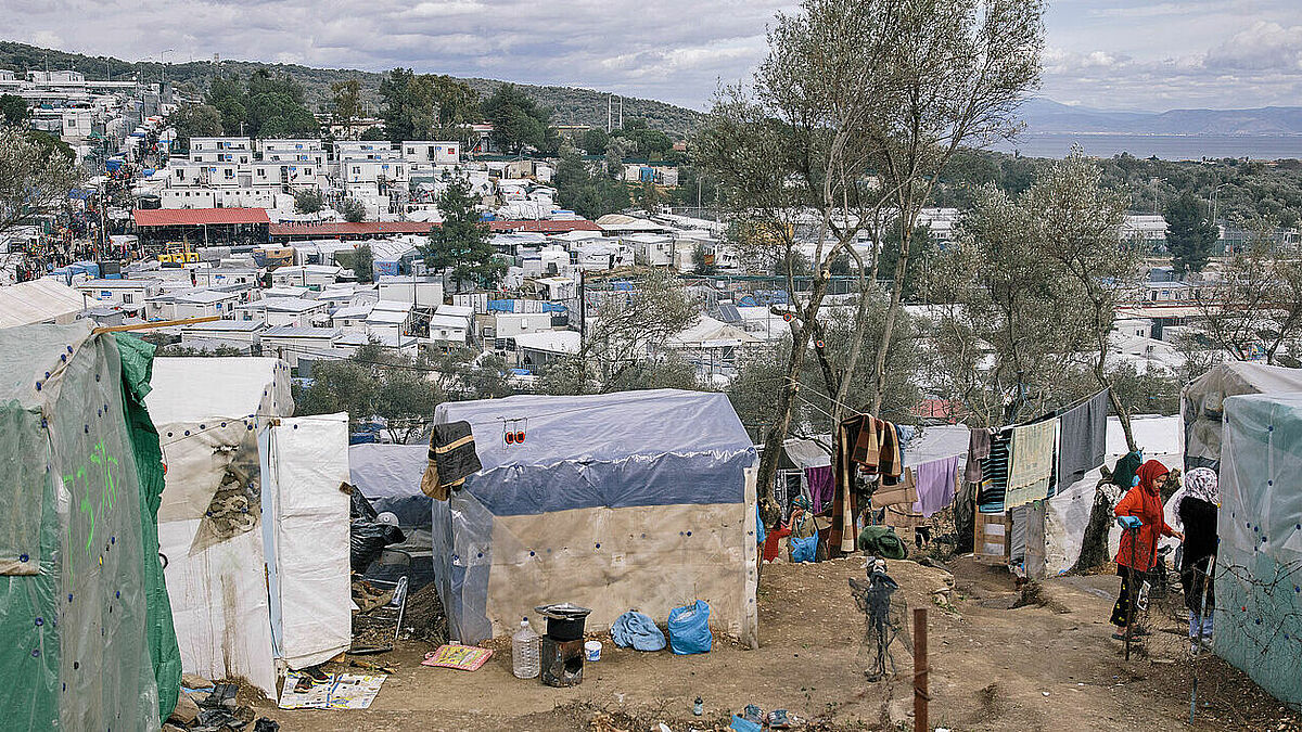Das Flüchtlingslager Moria auf der griechischen Insel Lesbos vor dem Brand.