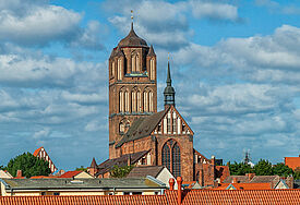 Die St. Jakobikirche in Stralsund.