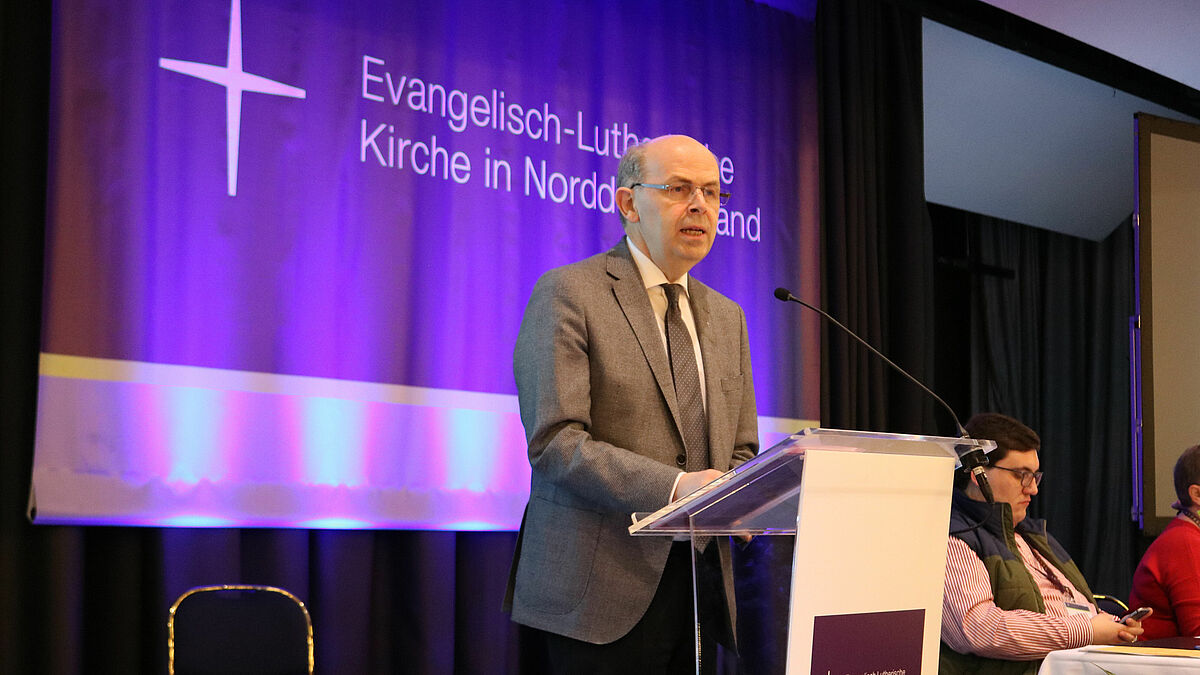Bischof Gothart Magaard stellte die Ergebnisse des Klimaschutzberichtes 2018 vor