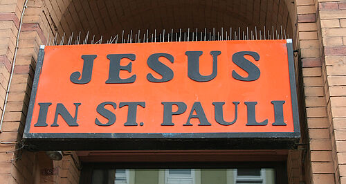 Zwischen Sexshop Und Partymeile Ertont Der Ruf Gottes Nordkirche De