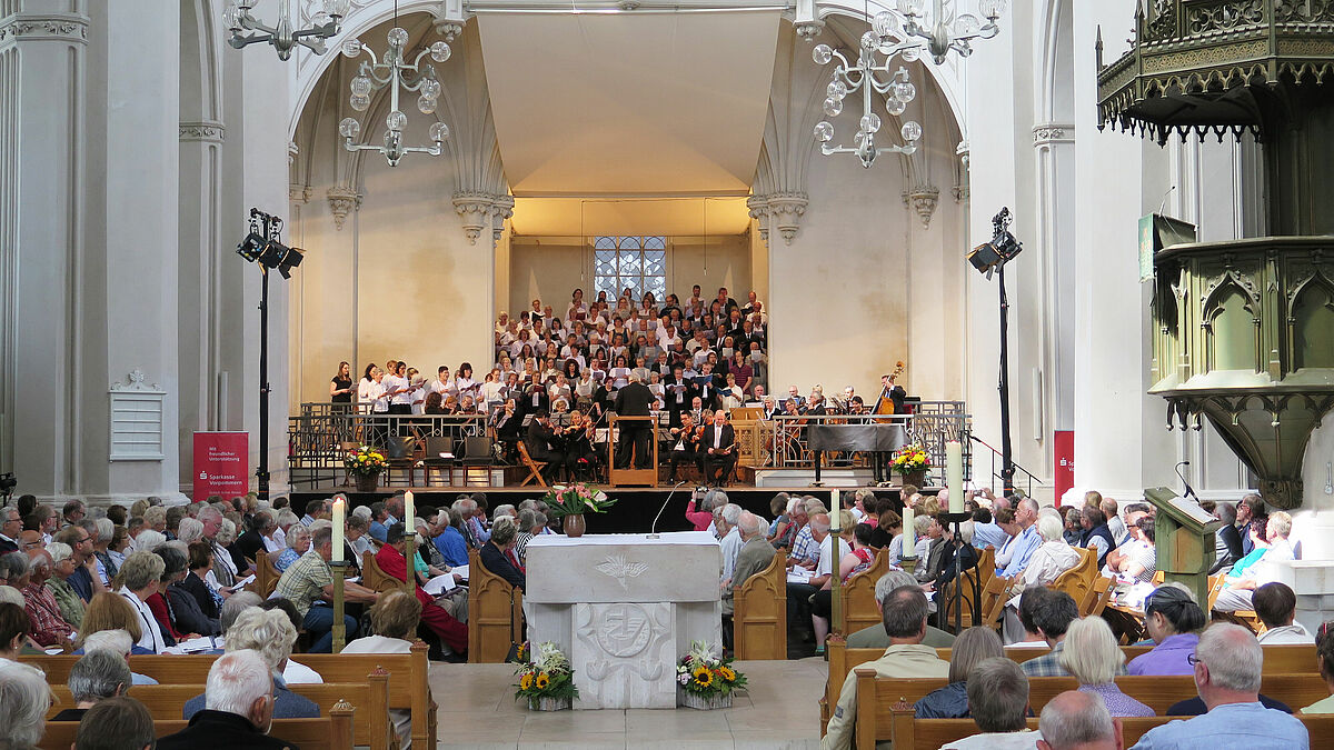 Mit einem Festgottesdienst wird die Greifswalder Bachwoche im Dom eröffnet.