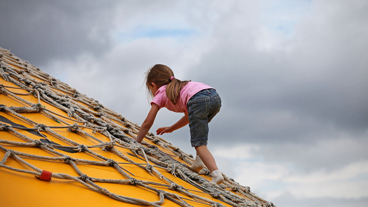 Steigende Kinderarmut - nach Ansicht des Deutschen Kinderhilfswerks hat sich die Lage in Deutschland weiter verschärft (Symbolbild)