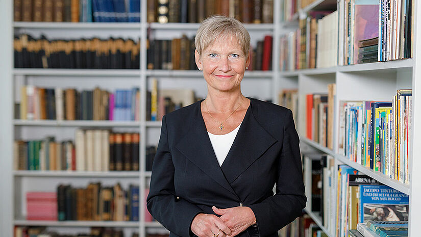 Kirsten Fehrs ist Bischöfin im Sprengel Hamburg und Lübeck der Nordkirche. 2021 tritt sie erneut bei der EKD-Ratswahl an.