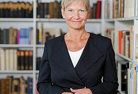 Kirsten Fehrs ist Bischöfin im Sprengel Hamburg und Lübeck der Nordkirche. 2021 tritt sie erneut bei der EKD-Ratswahl an. 