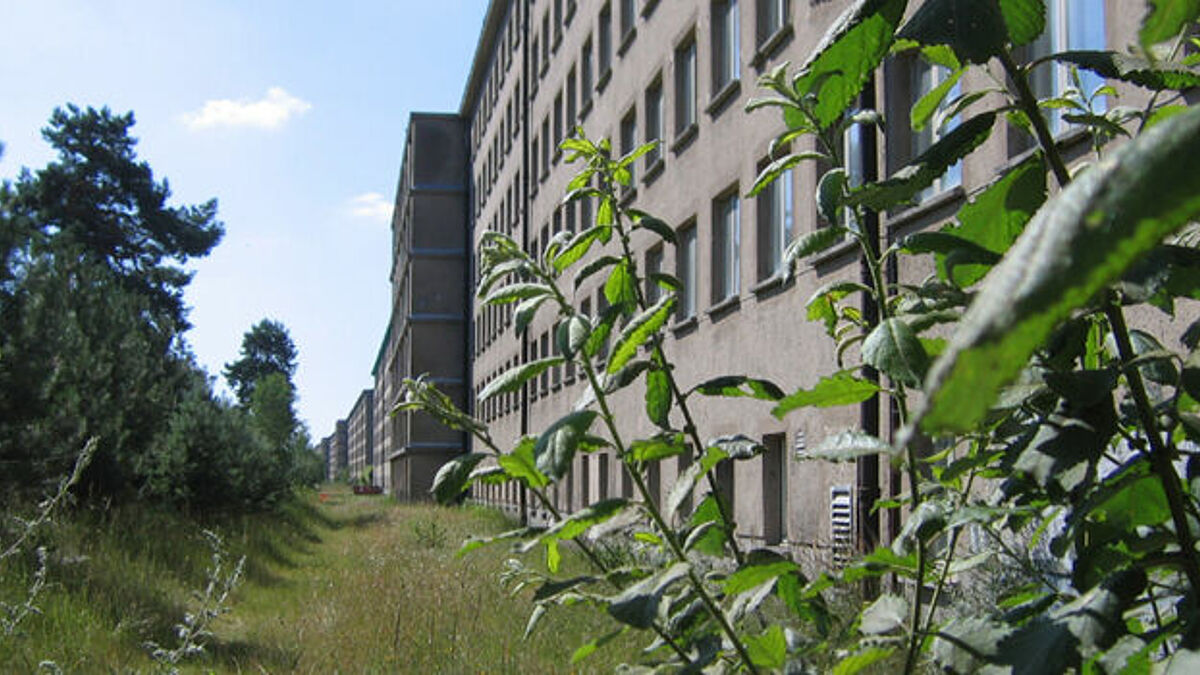 Das Dokumentationszentrum Prora zeigt verschiedene Ausstellungen. Ab 17. Juni wird dort an die Geschichte der Inhaftierten des KZ Uckermark erinnert. 