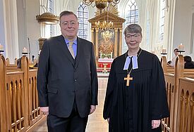 Der Botschafter der Bundesrepublik Deutschland in Dänemark, Prof. Dr. Pascal Hector hielt ein Grußwort im Anschluss an den Gottesdienst und würdigte das soziale Engagement der Gemeinde.