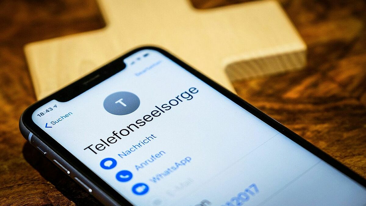 Die Telefonseelsorge ist dank vieler ehrenamtlicher Mitarbeiter und Mitarbeiterinnen rund um die Uhr zu erreichen.