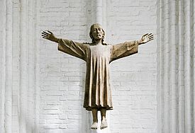 Christusfigur in der Nikolaikirche Rostock.