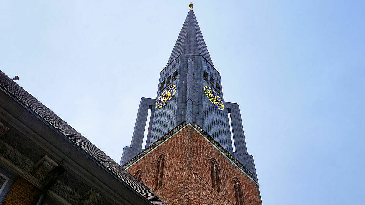 Großprojekt: Die Hamburger Hauptkirche St. Jacobi wird ab dem kommenden Jahr saniert. Sie ist durch den Straßenverkehr in Mitleidenschaft gezogen.  