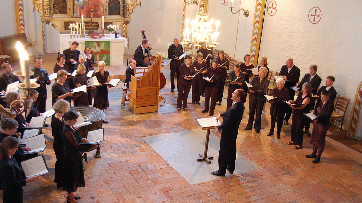 Der Chor der Kirche St. Laurentius in Schönberg.