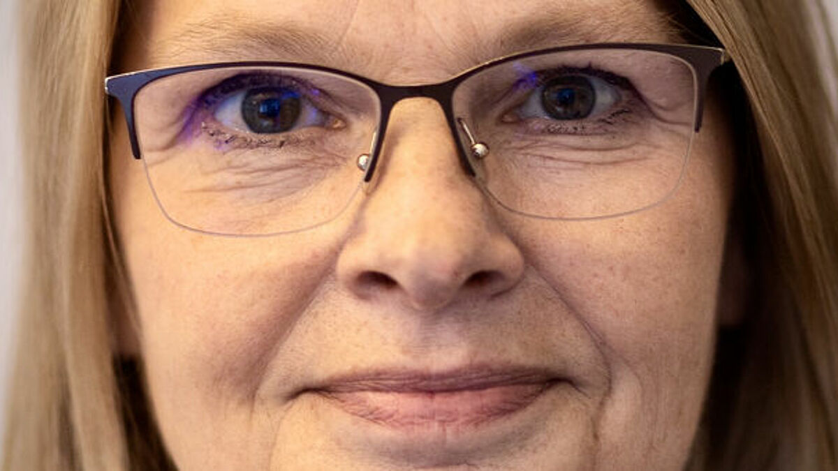 Mehr als elf Jahre war sie Studierendenpastorin in Kiel. Am 1. August wird Pastorin Regine Paschmann Seelsorgerin bei der Bundespolizei und Lehrbeauftragte an der Polizeiakademie in Lübeck. 