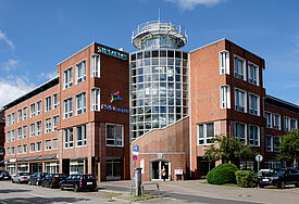 Liegt zentral in der Kieler Innenstadt: Das neue Verwaltungsgebäude des Kirchenkreis Altholstein.