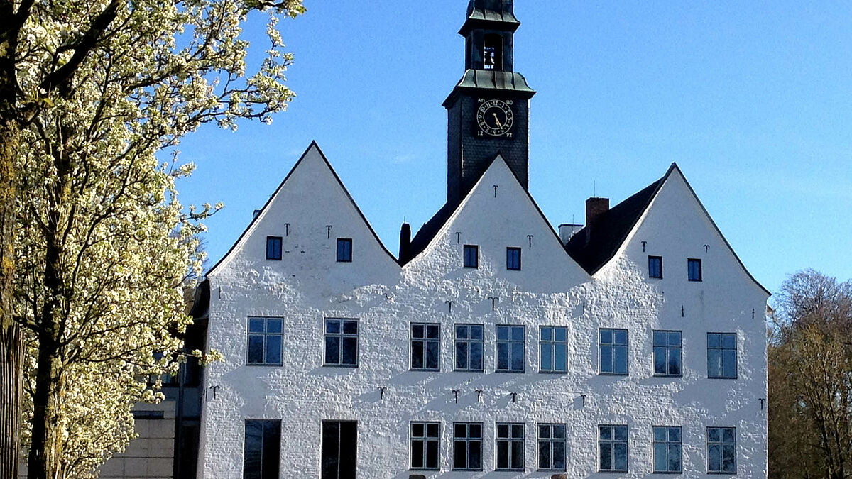 Kloster Nütschau, Benediktiner-Kloster nahe Bad Oldesloe