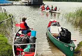Ablegen zur nächsten Tagestour des Kanusommers.
