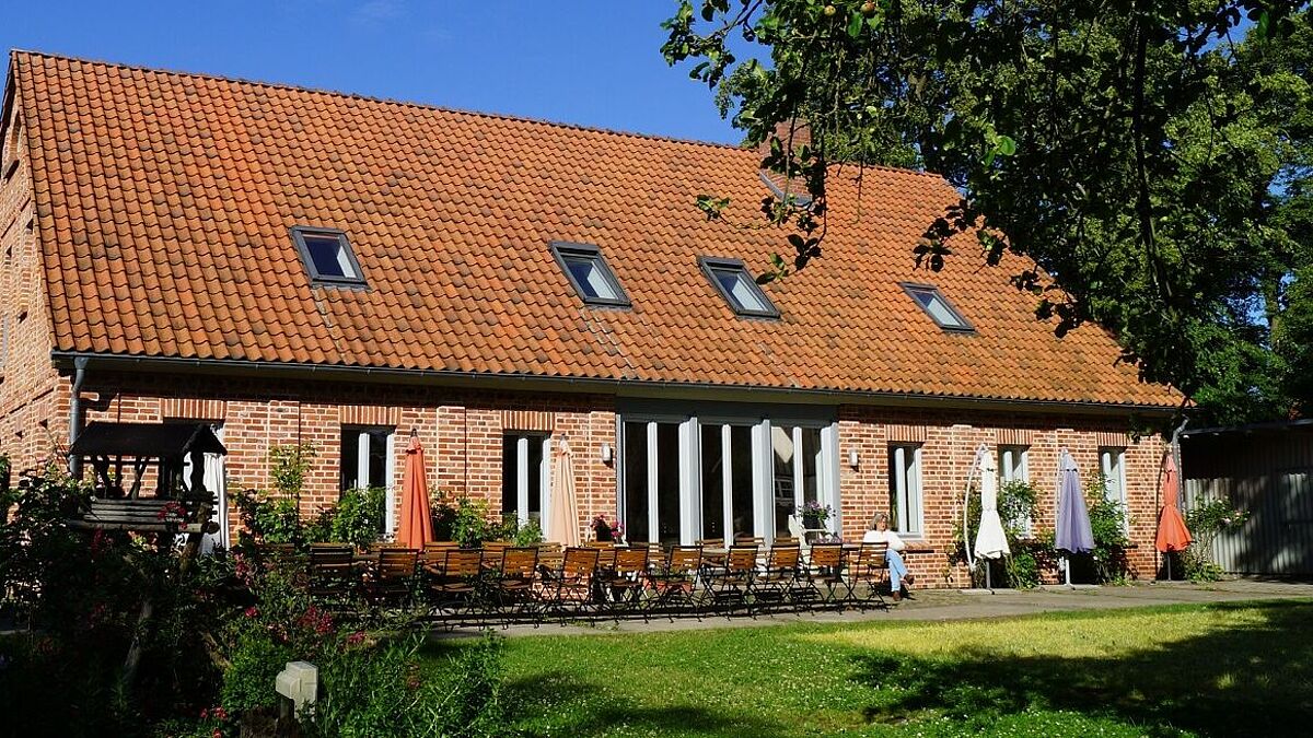 Auch im Pfarrgarten Starkow soll es in diesem Sommer Anregungen zur inneren Einkehr geben. 