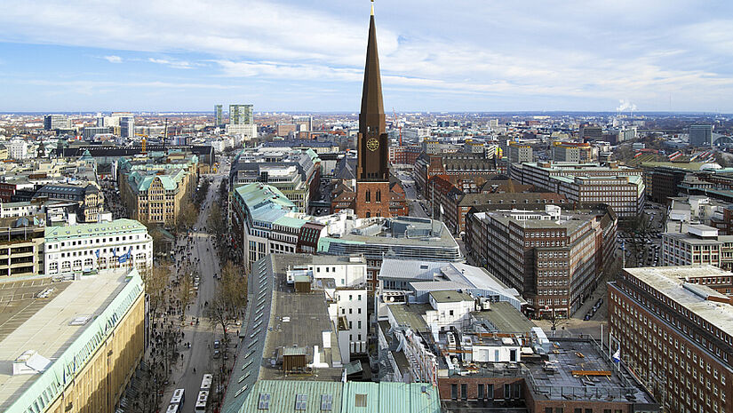 Die Hauptkirche St. Jacobi im Zentrum der Hamburger Innenstadt