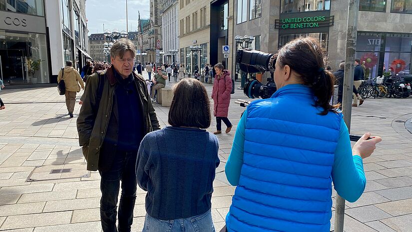 Akademie-Direktor Jörg Herrmann im Interview zum Projekt Arisierung des Neuen Walls in Hamburg